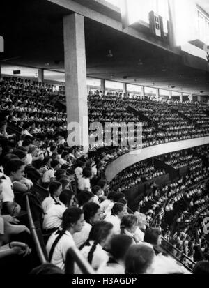 Celebrazione della HJ e BDM nella Deutschlandhalle, Berlin 1937 Foto Stock