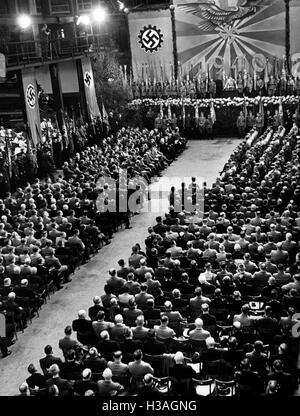 Rudolf Hess in occasione di una riunione del Reich Camera del lavoro di Essen, 1940 Foto Stock