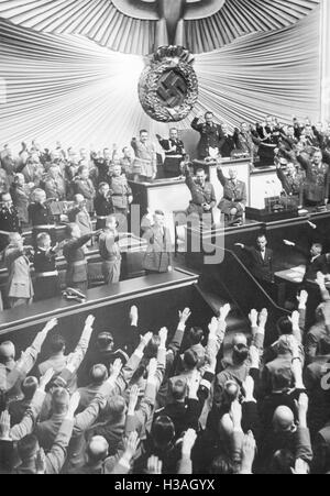 Sessione del Reichstag sulla dichiarazione di guerra contro la Polonia in Kroll Opera House a Berlino, 1939 Foto Stock