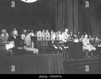 Hitler del discorso davanti al Reichstag in Norimberga Kulturvereinshaus (Associazione Culturale casa), 1935 Foto Stock