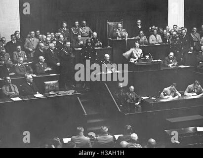 "Hitler il discorso sulla ''Roehm putsch'' di fronte al Reichstag in Kroll Opera House a Berlino, 1934' Foto Stock