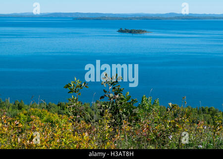 Una vista del Lago Huron, da Manitoulin Island. Foto Stock