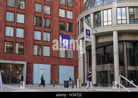 La New York University edifici tra cui Tisch Hall, l'Henry Kaufman Management Center e la Stern School of Business Foto Stock