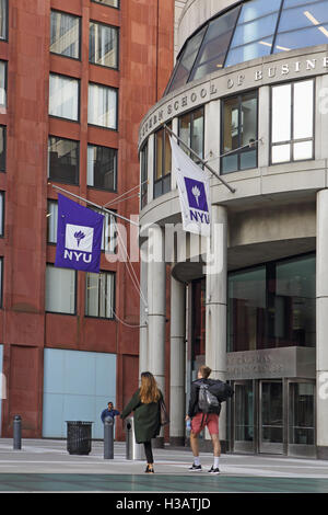 La New York University edifici tra cui Tisch Hall, l'Henry Kaufman Management Center e la Stern School of Business Foto Stock