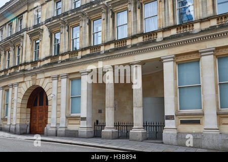 Bristol Crown Court, piccola Street, Bristol. Mostra entrata principale e la prigione van entrata a sinistra dell'immagine. Foto Stock