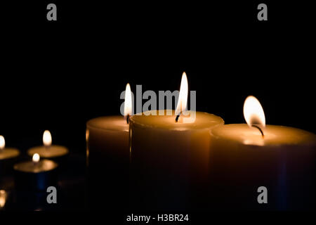 Close-up di candele accese Foto Stock