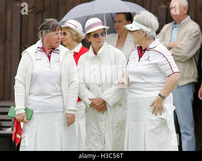 Da sinistra: Ivy Ambrogio, Stella britannico, Tess Clemente (Clockhouse) - Essex County Womens bocce Associazione Quarti di Finale (Fours) a grande Baddow, Chelmsford - 13/07/07 Foto Stock