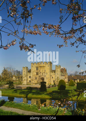 Primavera presso il castello di Hever, Kent, England, Regno Unito Foto Stock