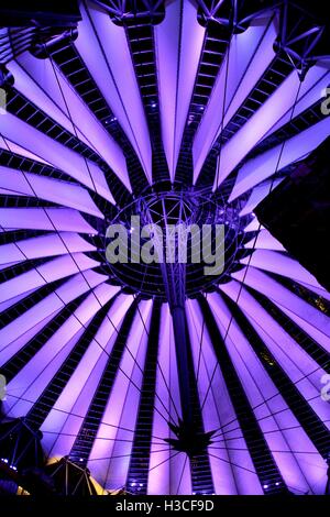 Berlino. Il Sony Center. Potsdamer Platz. Foto Stock