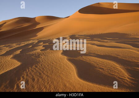 Dune nel deserto del Sahara, Libia Foto Stock