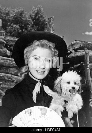 GREER GARSON (1904-1996) anglo-americano attrice cinematografica nel suo film 1955 strana signora in città Foto Stock