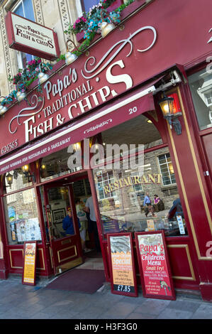 Papa's il tradizionale pesce e patatine ristorante, Weston-Super-Mare, Somerset. Foto Stock