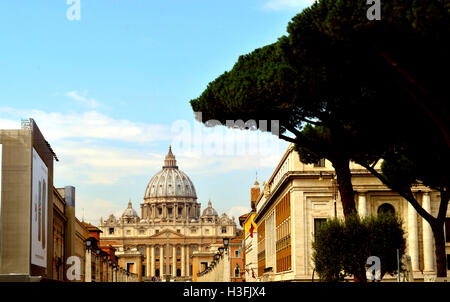 Il Vaticano è il più piccolo Stato Sovrano del mondo da entrambe le superficie e popolazione Foto Stock