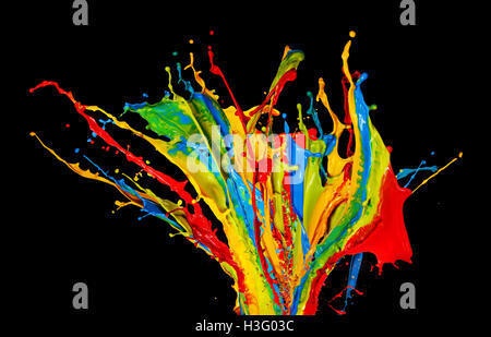 Di colore in astratto splash isolati su sfondo nero Foto Stock