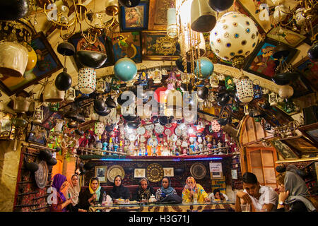 Iran, Isfahan, Azadegan teahouse Foto Stock