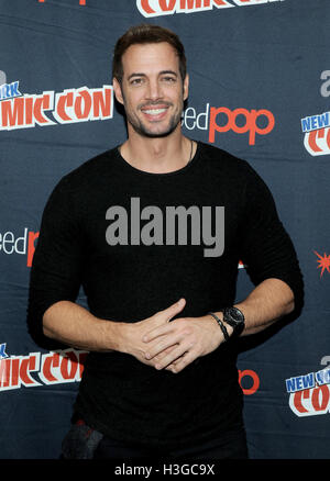 NEW YORK, NY - 07 ottobre: William Levy assiste "Resident Evil: il capitolo finale' a New York ComiCcon presso il teatro a Madison Square Garden il 7 ottobre 2016. Foto di: John Palmer/ MediaPunch Foto Stock