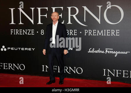 Firenze, Italia. 8 Ottobre, 2016. Ron Howard Firenze 8 ottobre 2016. "L'Inferno" Premiere mondiale. Foto di Samantha Zucchi Insidefoto Credito: insidefoto srl/Alamy Live News Foto Stock