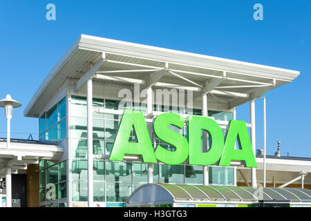 Asda Superstore Ashford, modo di Kimberley, Ashford, Kent, England, Regno Unito Foto Stock