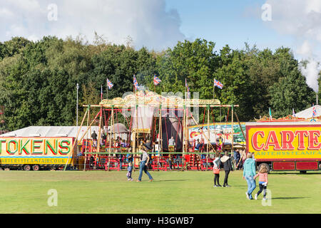 Vintage carradori fiera del vapore sul verde, Englefield Green, Surrey, England, Regno Unito Foto Stock