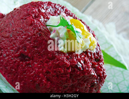 Tartare di barbabietola close up . Cucina francese Foto Stock