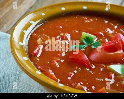 In casa piccante Nigel Slater's Gazpacho Foto Stock