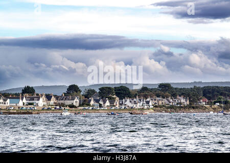 Findhorn Bay Scozia visto su un giorno instabile Foto Stock