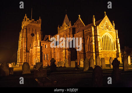 Chiesa di notte,Ottery St Mary,Devon, Inghilterra. Foto Stock