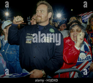 Il Cantone, Ohio, Stati Uniti d'America, ottobre 1992 Campaign rally democratico Arkansas Governor William Clinton Credito: Mark Reinstein Foto Stock