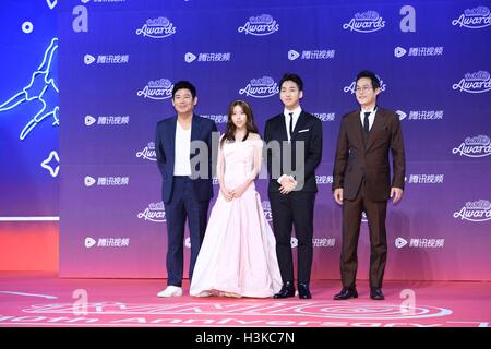 Seul in Corea. 09oct, 2016. Cha Seung Ha vinto, Seo Hyn Jin, Hoya, Hye-ri, Eric, Hye su Kim, Lee JE Hoon, Yim Si Wan e Nam Joo Hyuk ecc frequentare tvN decimo anniversario cerimonia tenutasi a Seul in Corea su 09 Ottobre, 2016.(Cina e Corea diritti) © TopPhoto/Alamy Live News Foto Stock