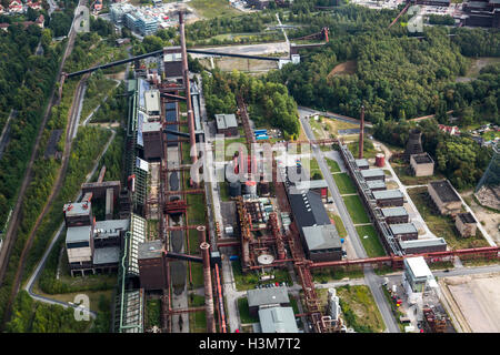 Areale di colpo di Zollverein colliery, un sito patrimonio mondiale dell'UNESCO a Essen in Germania, ex più grande miniera di carbone nel mondo, Foto Stock