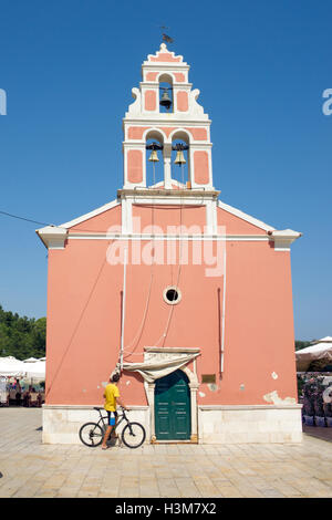 Chiesa Greco Ortodossa piazza principale Gaios Paxos ISOLE IONIE Grecia Foto Stock