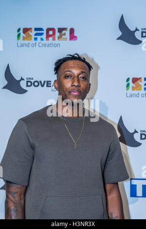 Nashville, Tennessee, Stati Uniti d'America. Undicesimo oct, 2016. Lecrae presso la quarantasettesima annuale Colomba GMA Awards a Nashville, TN presso Allen Arena sul campus della Università Lipscomb. Il GMA Colomba Awards è un premi mostra prodotta dall'Associazione di musica di vangelo. © Jason Walle/ZUMA filo/Alamy Live News Foto Stock