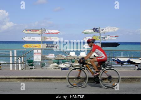 Sicilia (Italia), la spiaggia di Capo d'ORLANDO (Messina) Foto Stock