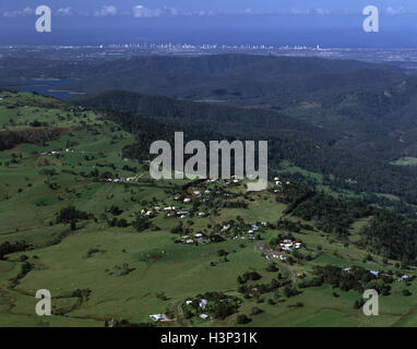Terreni agricoli e distante Gold Coast edifici ad alta, Foto Stock