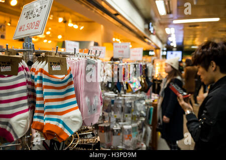 Accessorio Fashion shop in a Myeongdong, Seoul, Corea Foto Stock