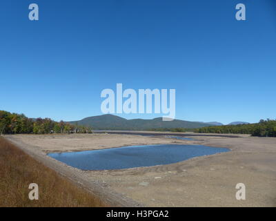 Ashokan serbatoio con solo il 60% della capacità a causa della siccità. Questo lago è uno dei più in Upstate New York. NYC alimentazione idrica Foto Stock