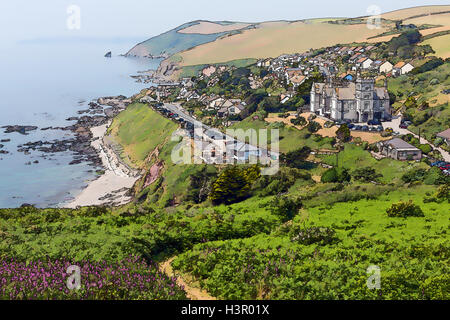 Costa sud-ovest percorso Portwrinkle villaggio costa e Whitsand Bay vicino a Looe Cornwall Inghilterra illustrazione Foto Stock