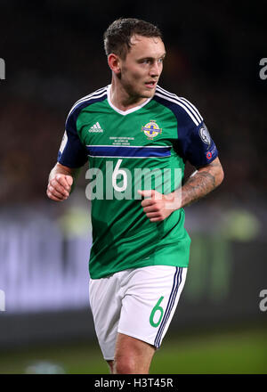 In Irlanda del Nord la Lee Hodson durante il 2018 FIFA World Cup Match di qualificazione al HDI Arena, Hannover. Foto Stock