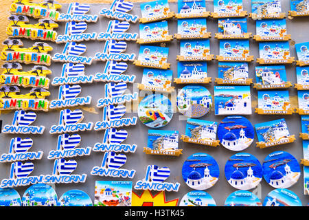 Isola di Santorini, Grecia - Giugno 03 2015: negozio di souvenir a Santorini, Grecia Foto Stock