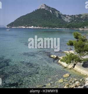 Spagna, Maiorca, penisola, forma obiettivo, costa, baia, le isole Baleari, isola, mare Mediterraneo, paesaggi costieri, mare, spiaggia, spiaggia di bile, pietre Foto Stock