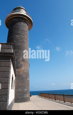 Fuerteventura Isole Canarie, Nord Africa, la Spagna meridionale di Cape: vista della Punta Janda Faro de Jandía), aperto nel 1864 Foto Stock