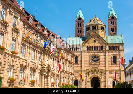 Il municipio e la Cattedrale di Speyer - Germania Foto Stock