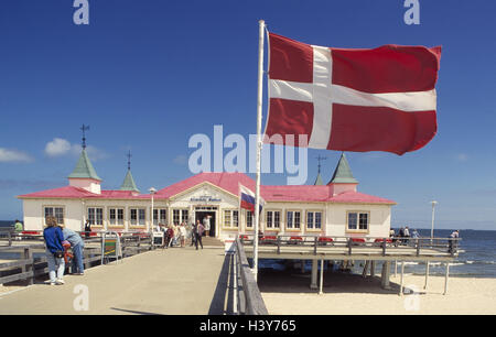 Germania, Meclemburgo-Pomerania occidentale, Usedom, Ahlbeck, ponte di mare, turistico, Europa, Germania del nord, il Mar Baltico, isola, isola baltica, località balneare, spa, centro di villeggiatura balneare,, spiaggia sabbiosa, bagni imperiali, architettura bagno, storico Foto Stock