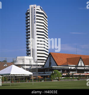 Malaysia, Kuala Lumpur, Merdeka Square park, banca alto, vista, Asia, capitale, spazio di indipendenza, parco, Prato, città, alto, edificio alto blocco ufficio Foto Stock