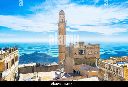 La vista sulla pianura mesopotamica dalla città vecchia di Mardin, Turchia. Foto Stock