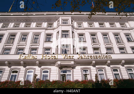 Germania, Amburgo, Raffles, hotel Four Seasons, facciata, dettaglio, Europa, città, città anseatica, Jungfernstieg, hotel a cinque stelle, hotel business, struttura, architettura, stile architettonico, esterno Foto Stock