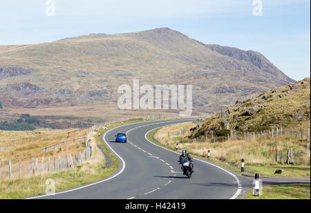 La Crimea Pass o Bwlch y Gorddinan (A470) cerca da Blaenau Ffestiniog verso Betws-y-Coed, Snowdonia National Park, il Galles Foto Stock