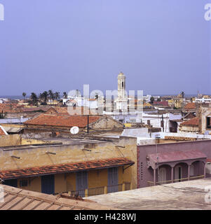 Il Senegal, Saint-Louis, città panoramica, mare, Africa Africa Occidentale, Saint Louis, città, Ndar, case, casa tetti, dalle intemperie, dilapidatedly minareto, Torre di Palme, copia di spazio, Foto Stock