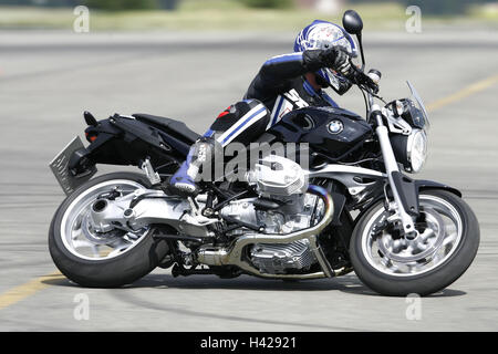 Motocicletta BMW R 1200 R', spostamento, situazione di test, al di fuori di inclinazione, anteprima sul lato destro, Foto Stock