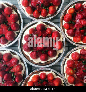 Tartellette alle fragole Foto Stock